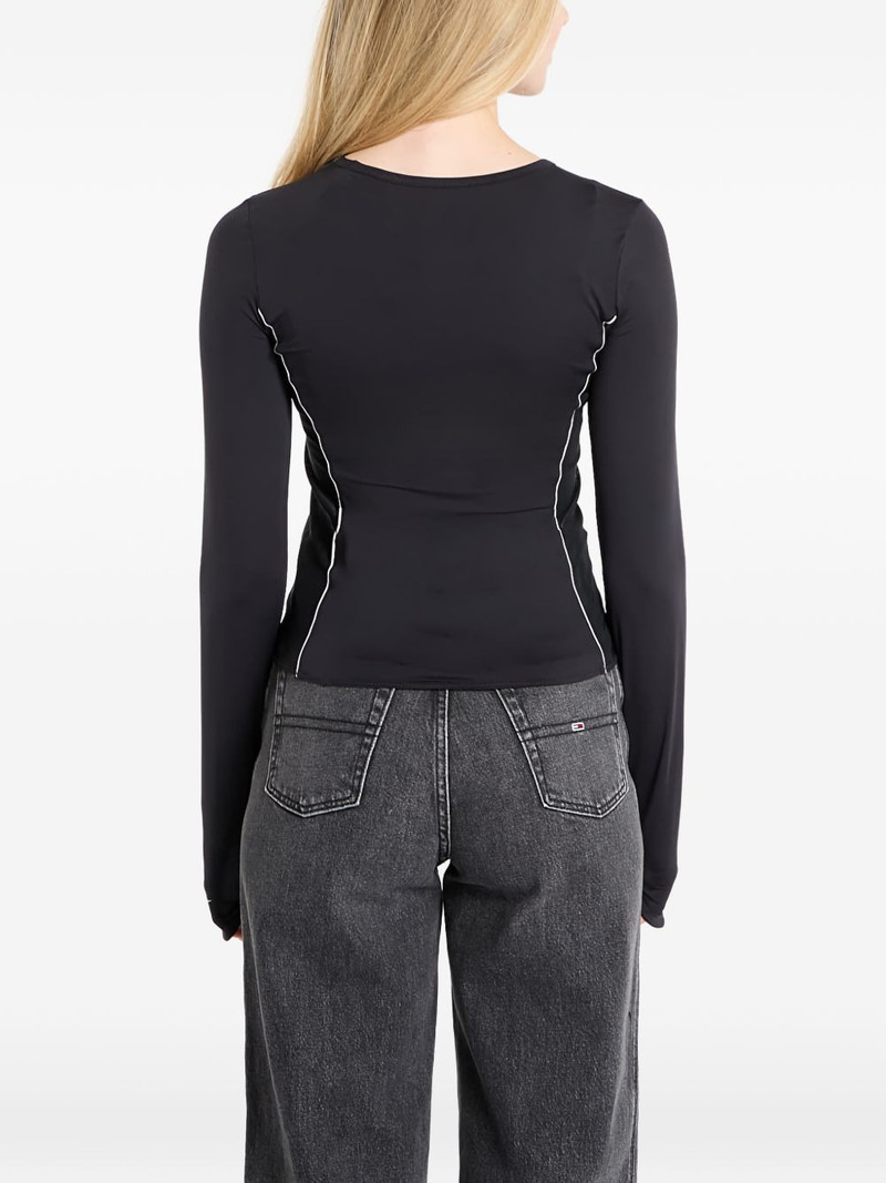 long-sleeved logo T-shirt 4