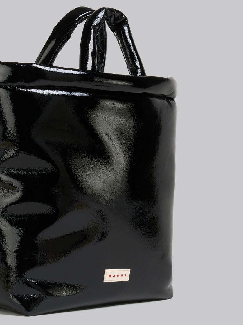 BEY TOTE BAG IN BLACK PATENT - 5