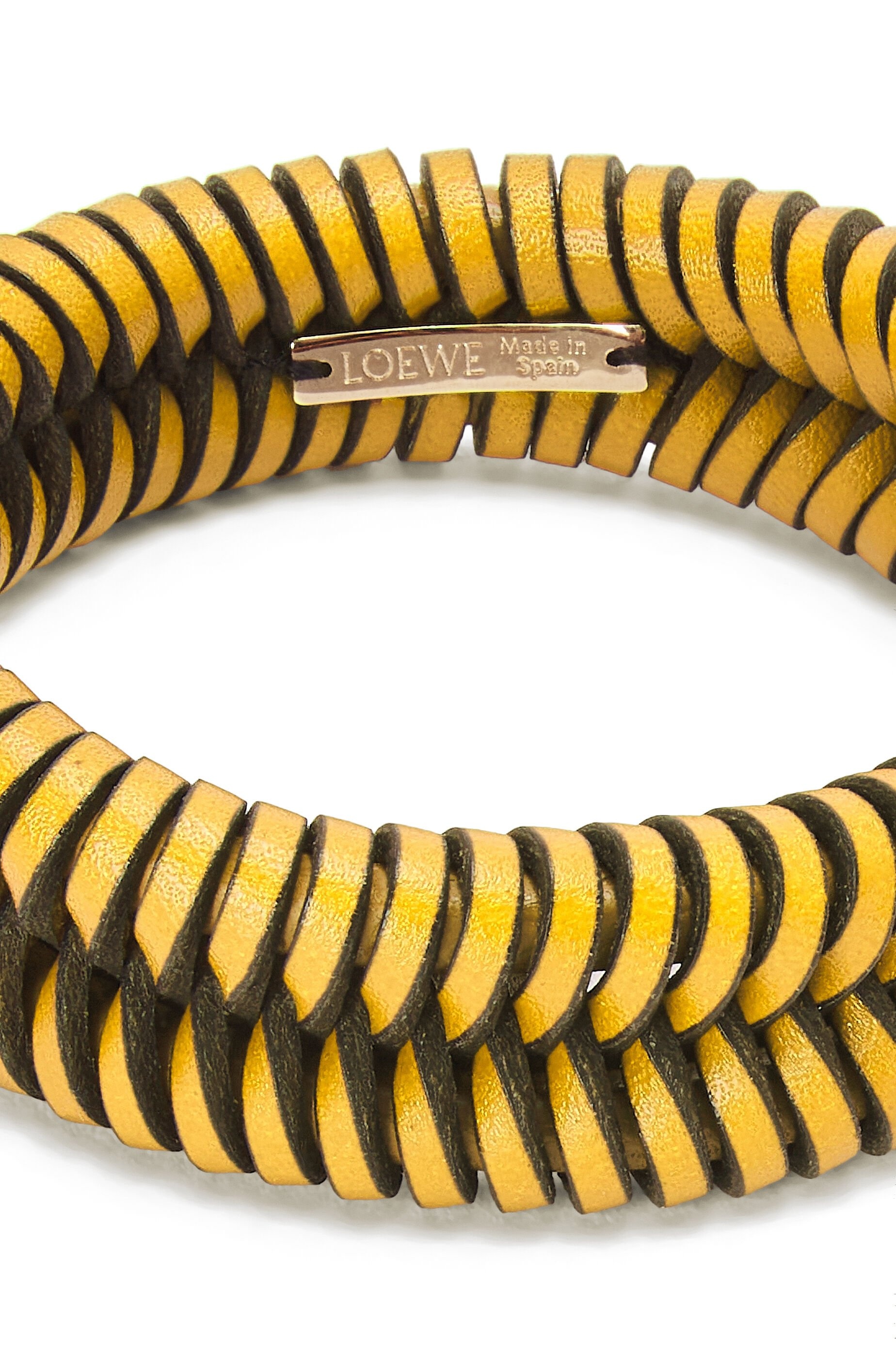Interlock bangle in classic calfskin - 3