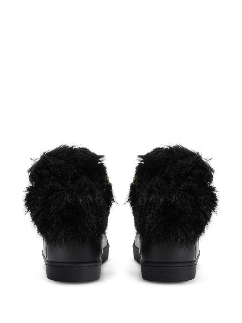 Kriss trainers 3