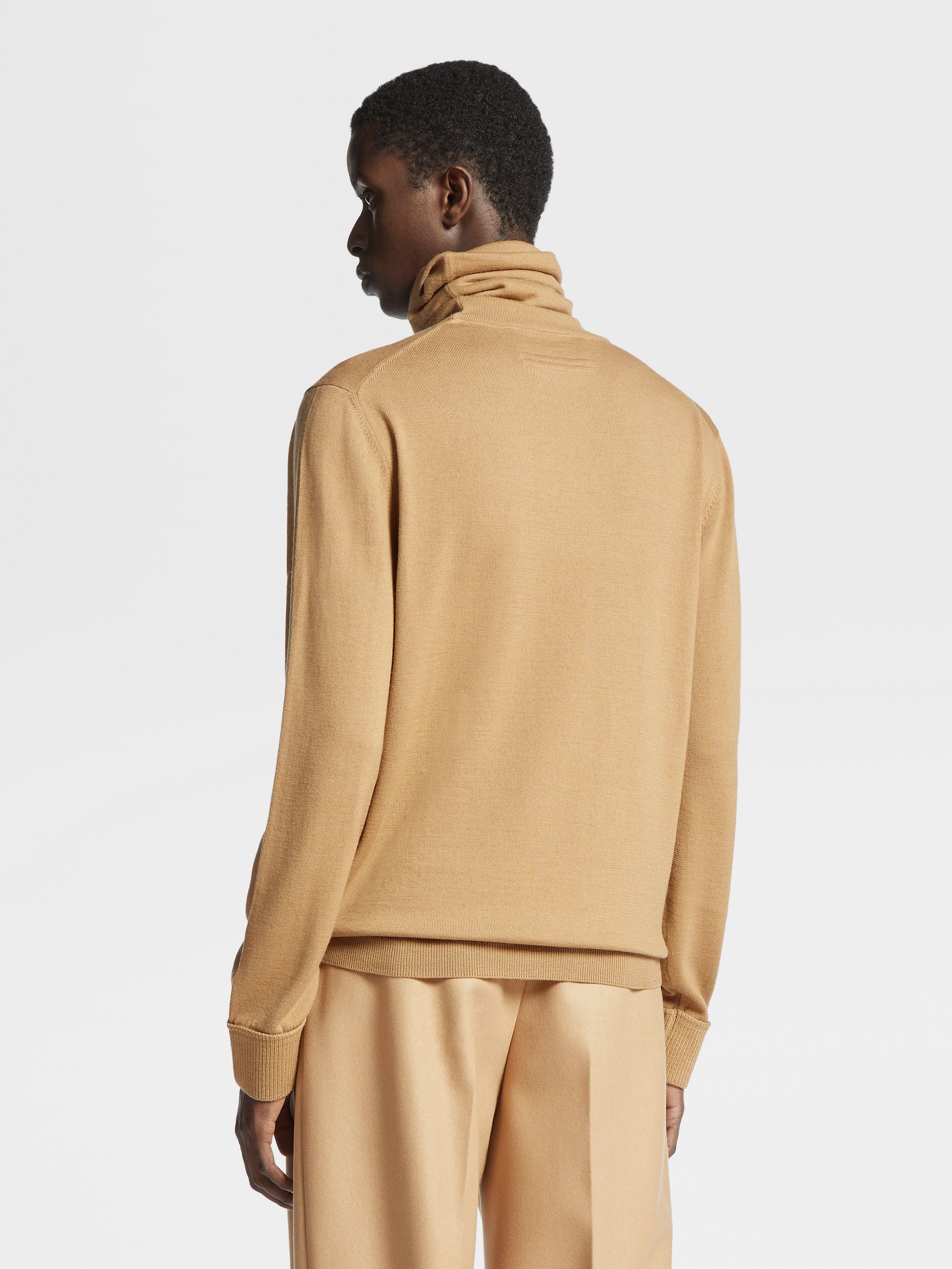 BEIGE WOOL TURTLENECK - 3