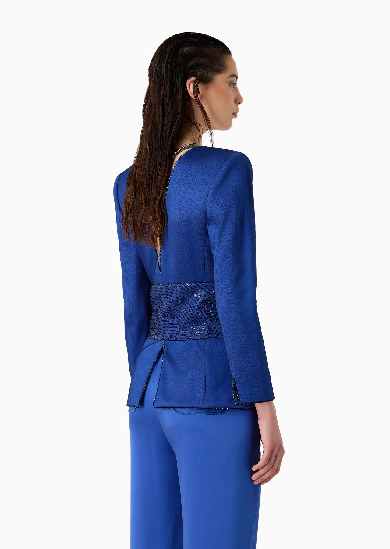 Silk, single-breasted jacket with embroidered belt - 3