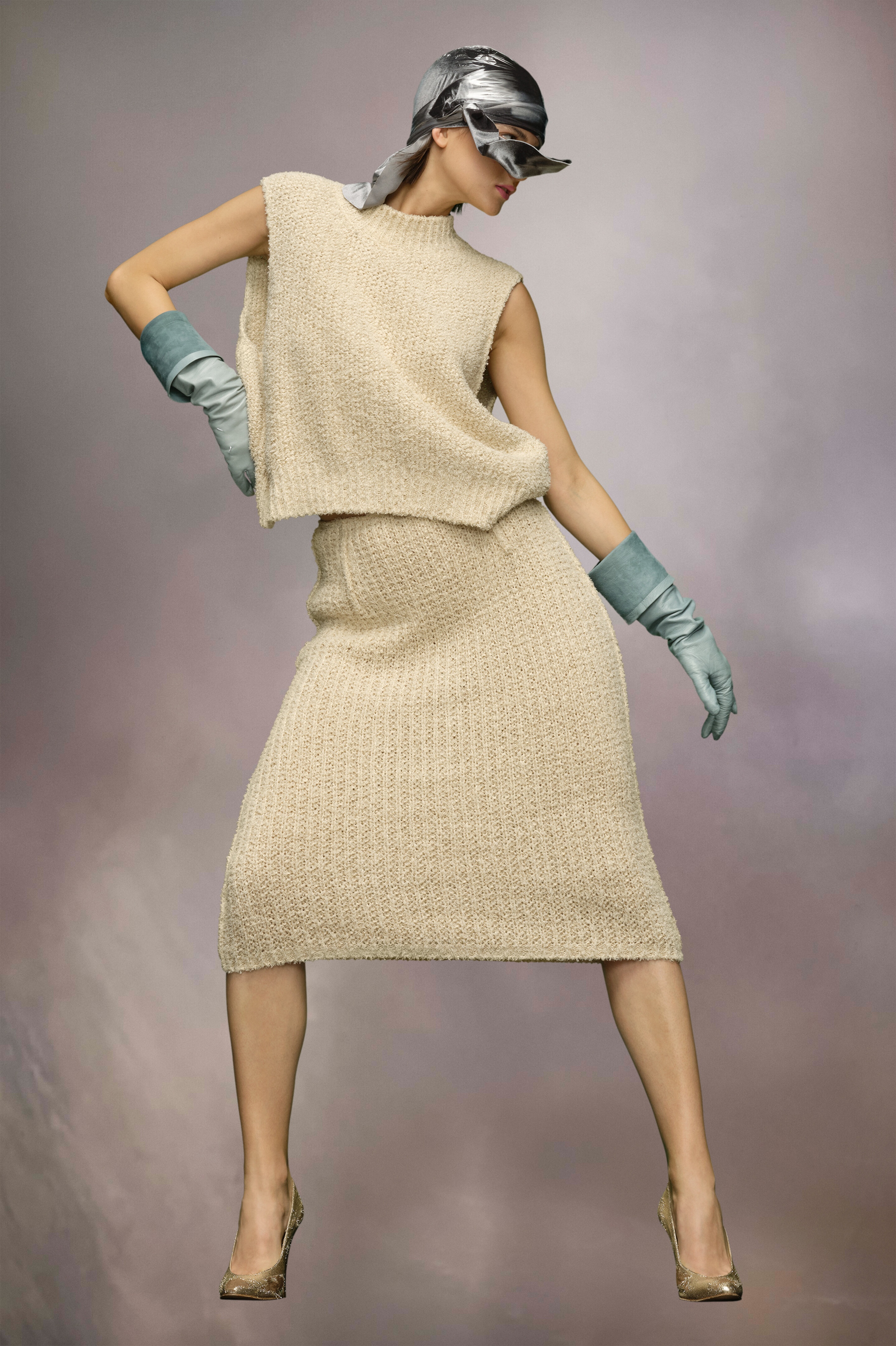 Knit sleeveless sweater - 2