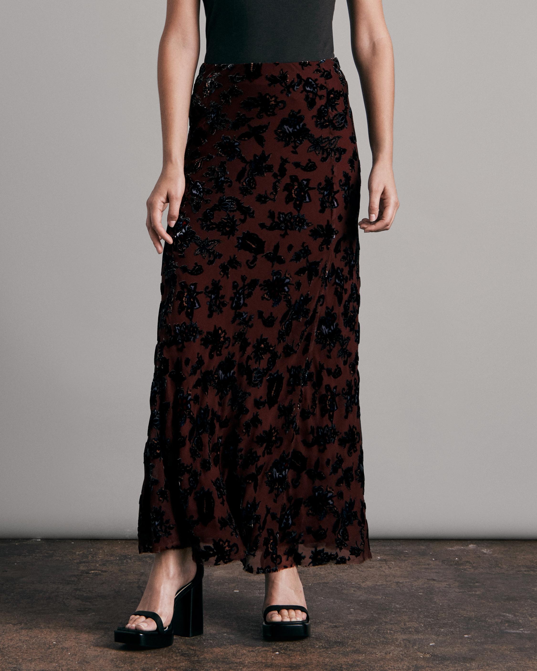 Eden Velvet Burnout Skirt
Classic Fit Skirt - 2