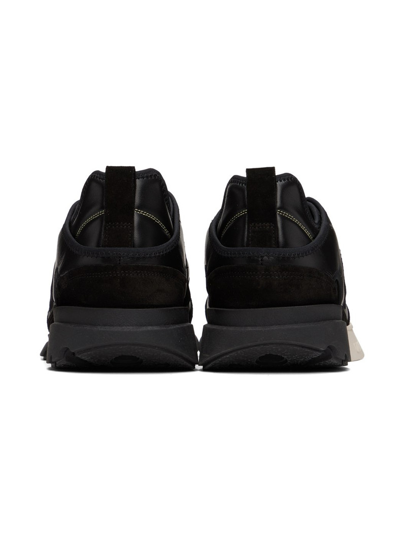 Black Aurora Runner Sneakers 2