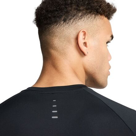 Dri-FIT ADV Stride Short-Sleeve Top - Men's - 6