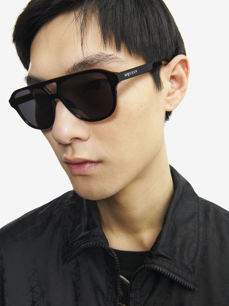 Alexander McQueen Signature Essentials Sunglasses outlook