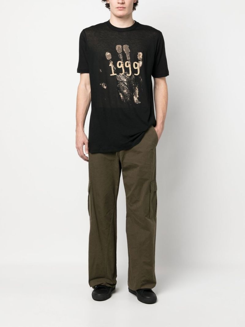 graphic-print T-shirt - 2