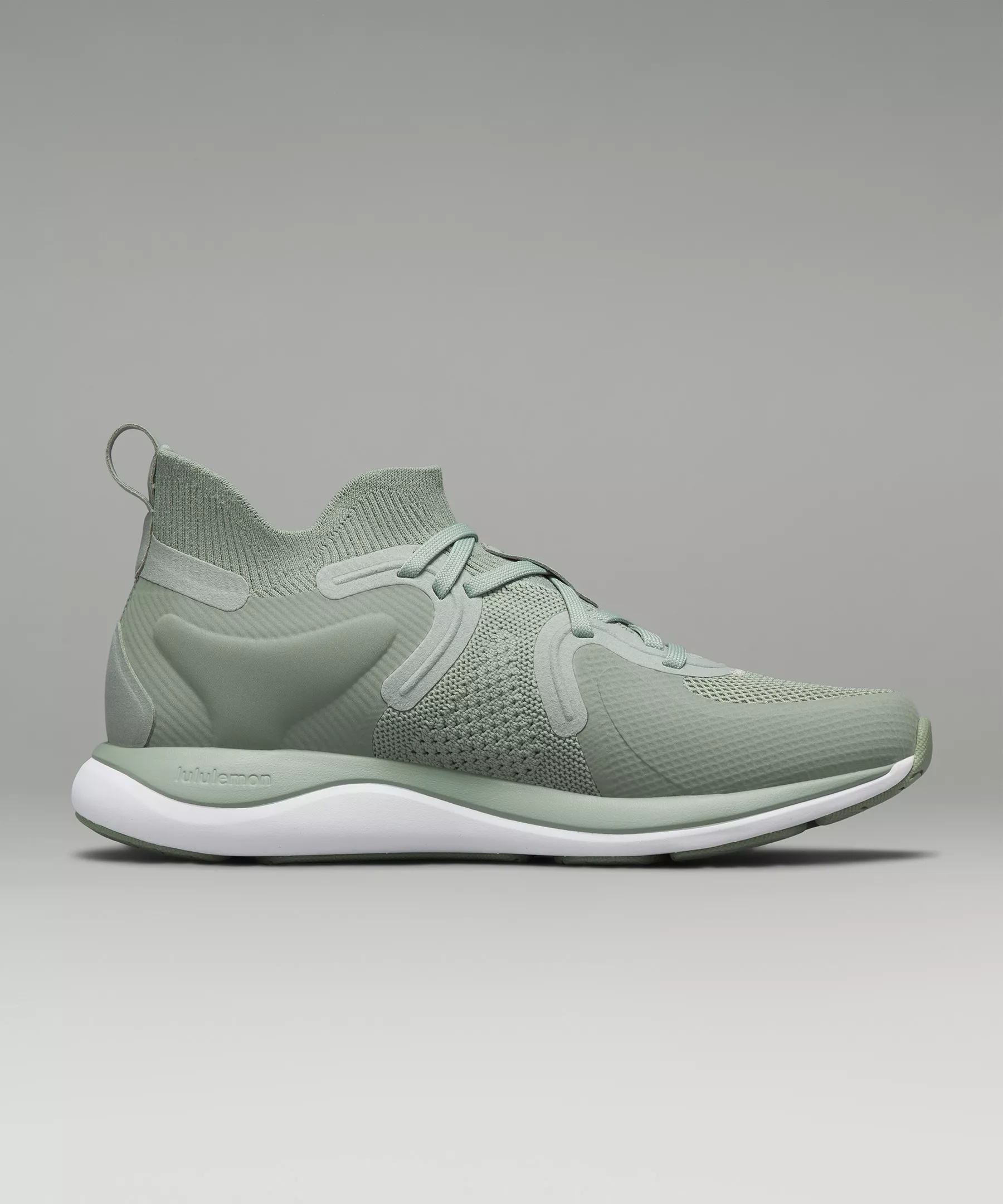 chargefeel 2 Mid Women's Workout Shoe - 6