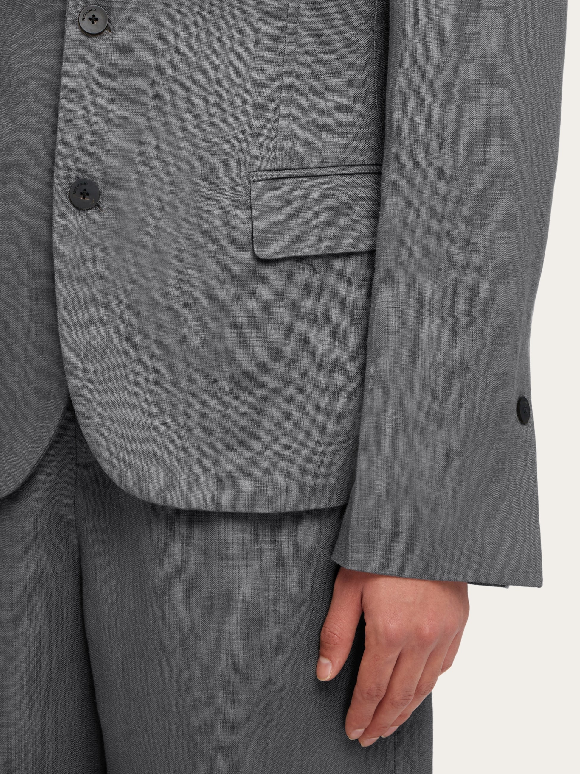 Single breasted tailored blazer - 4