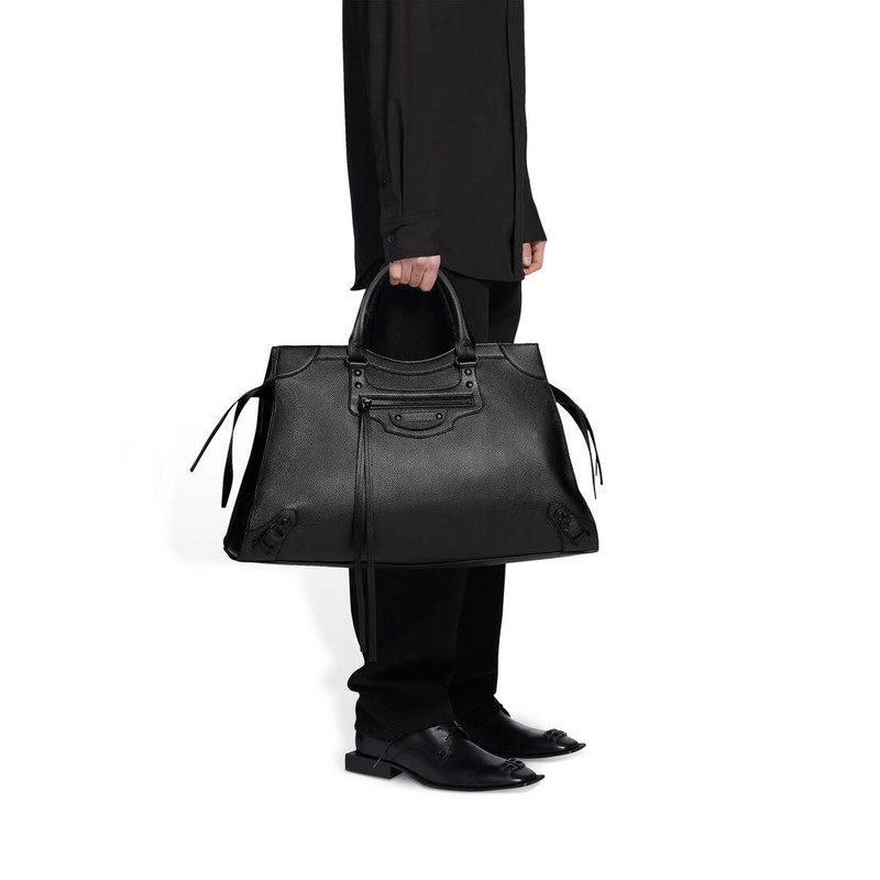 Neo Classic Large Handbag in Black 2
