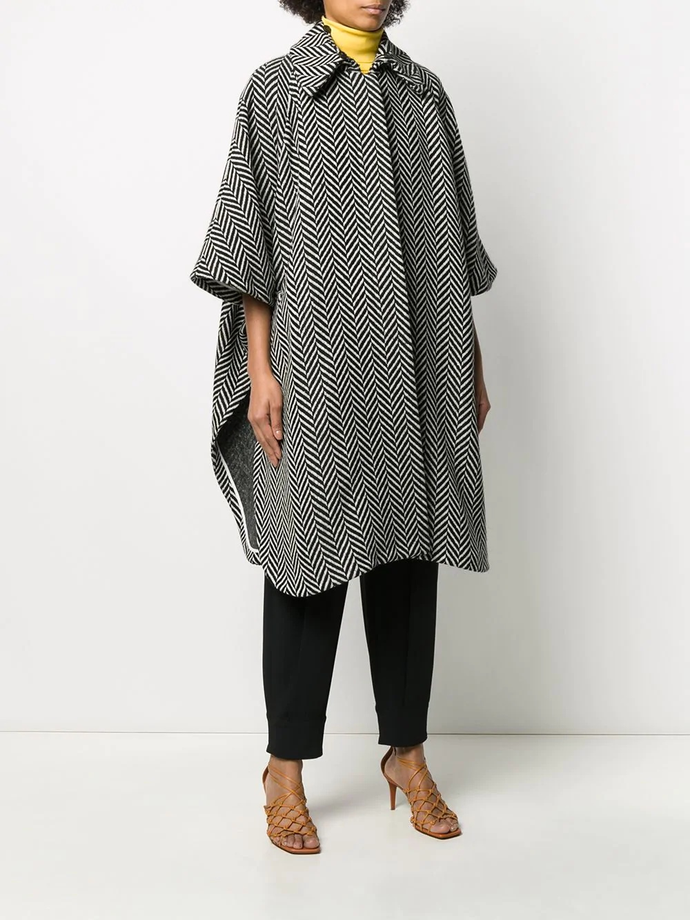 herringbone pattern cape - 3