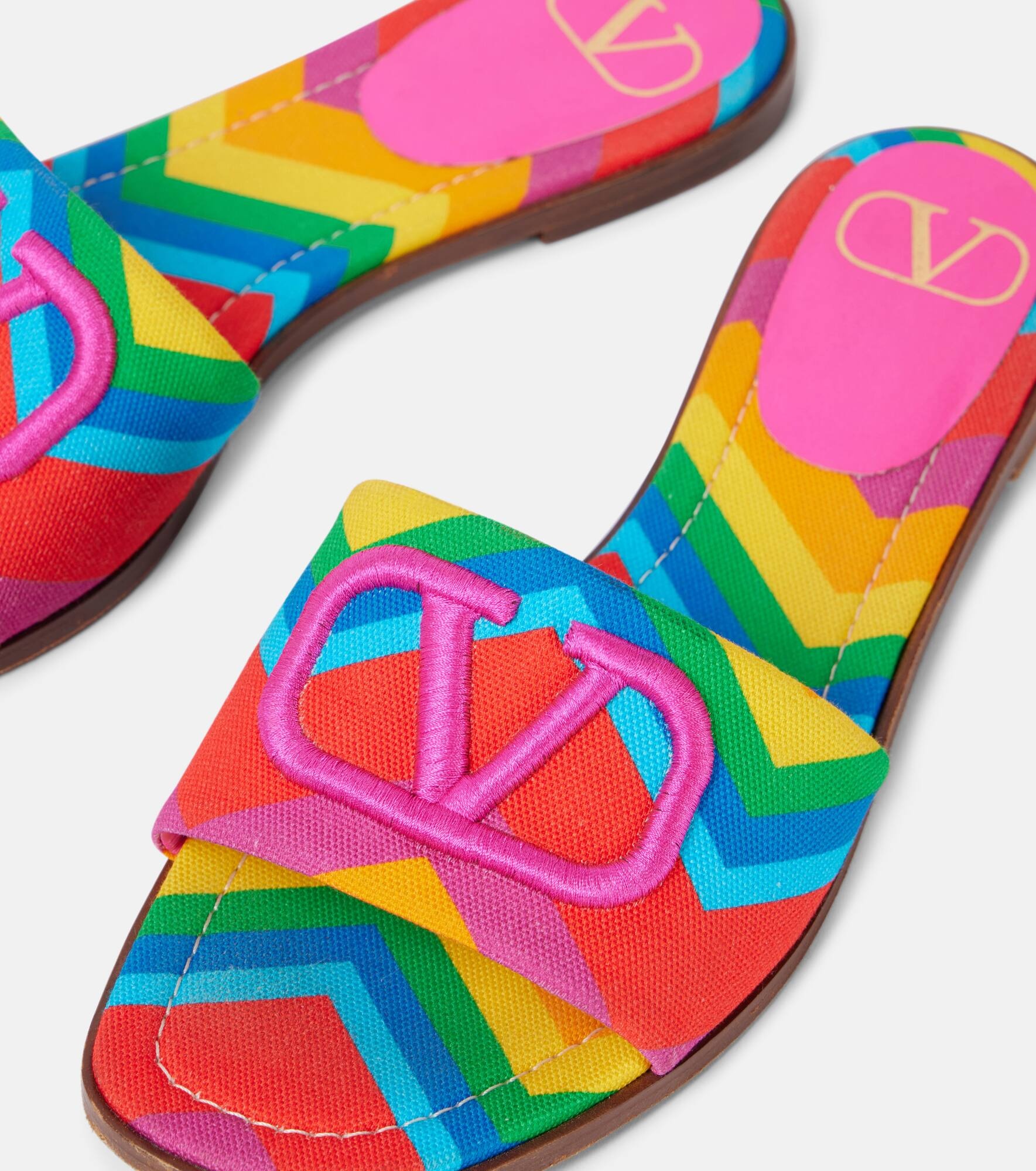 VLogo Chevron 24 canvas slides - 6