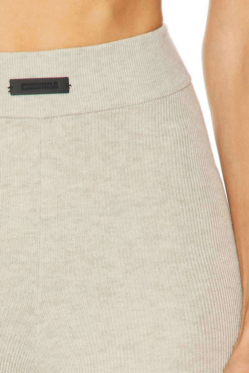 ESSENTIALS Soft Rib Legging outlook