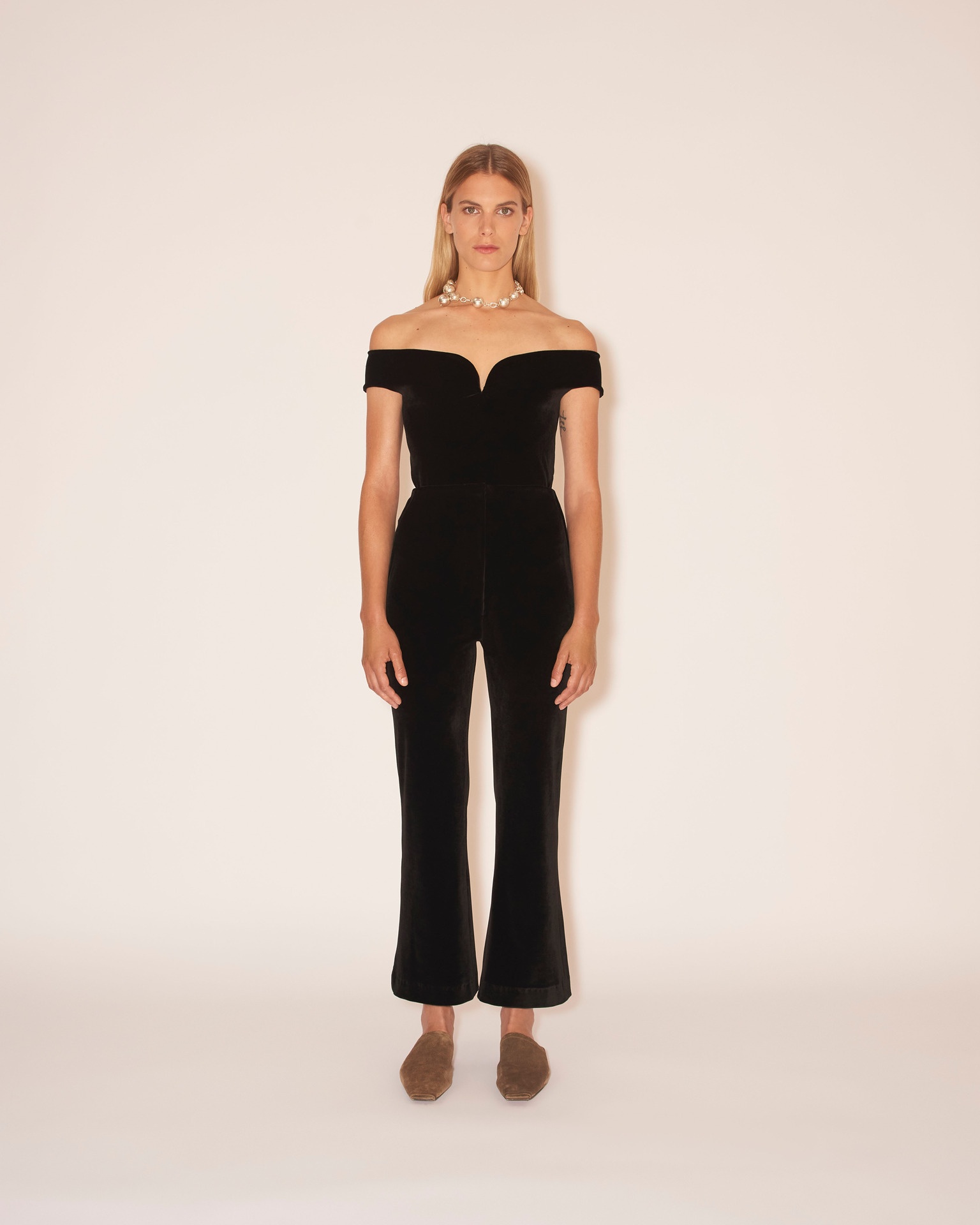 BEATA - Stretch velvet trousers - Black - 3