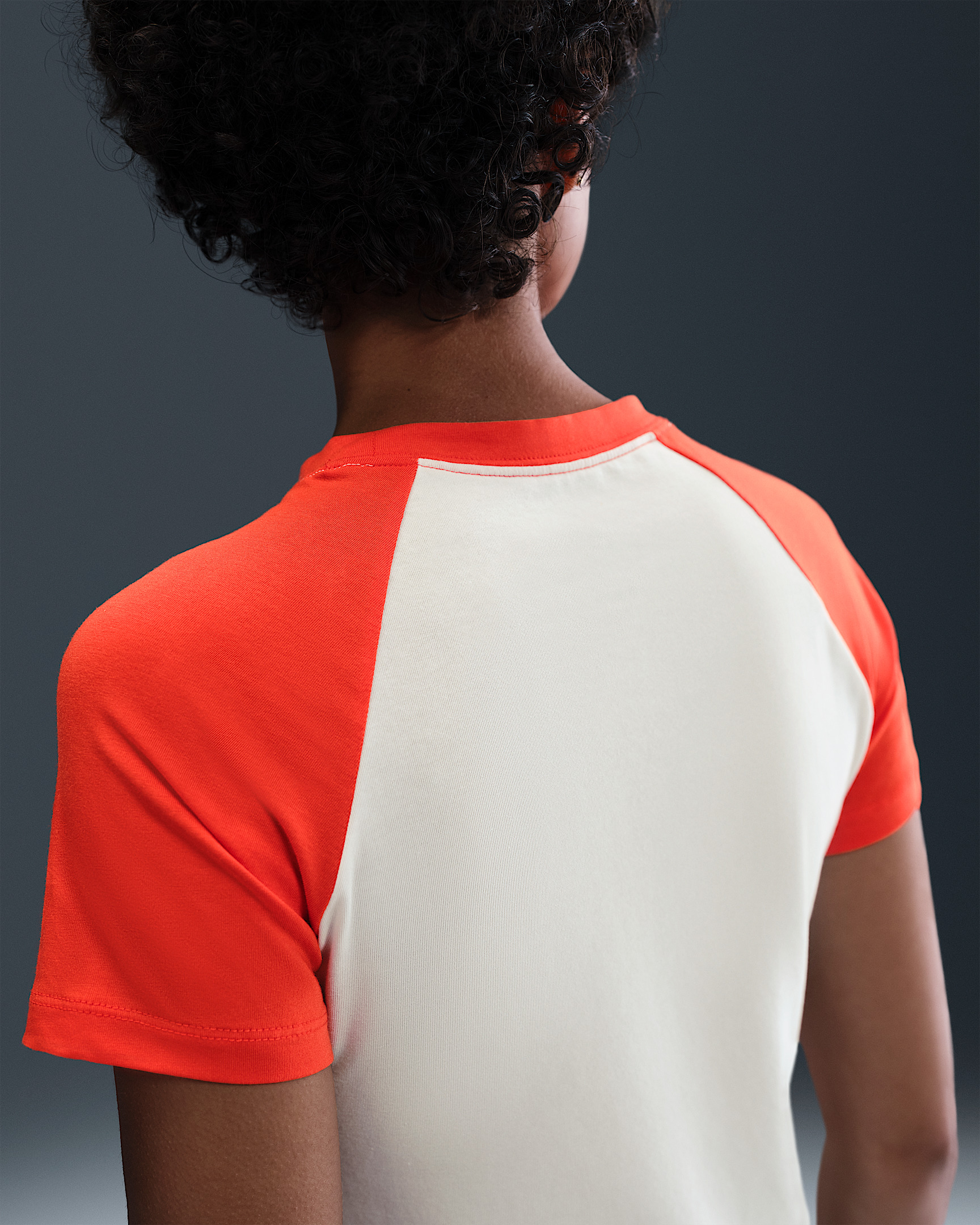 Nike Sportswear Chill Knit Women's Slim Graphic T-Shirt - 2