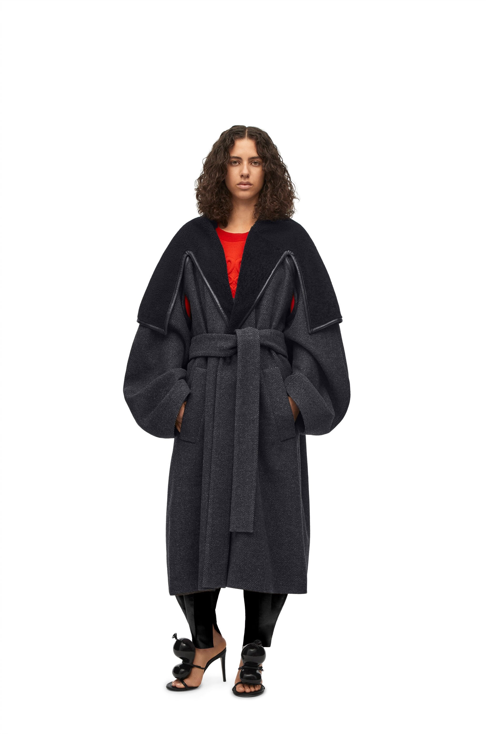 Shearling collar belted coat in wool - 2