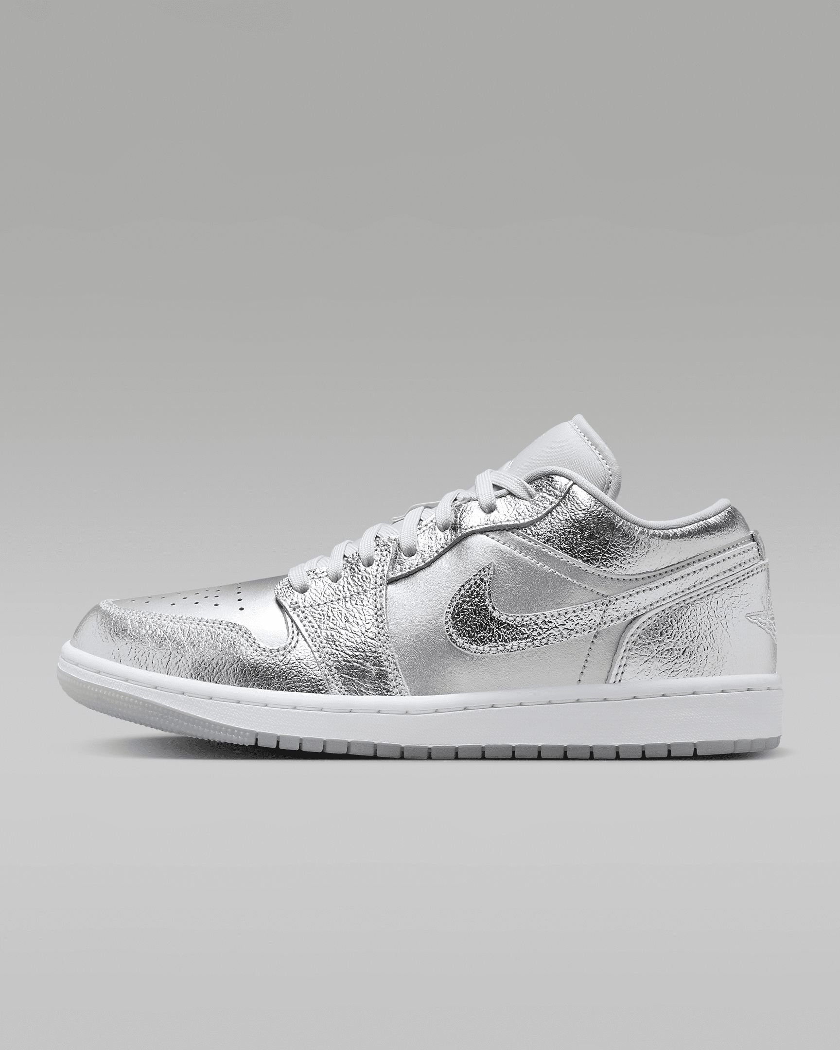 Air Jordan 1 Low SE Women's Shoes - 1