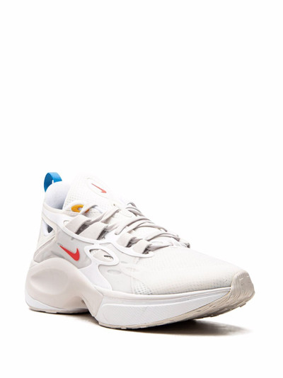 Nike Signal D/MS/X sneakers outlook