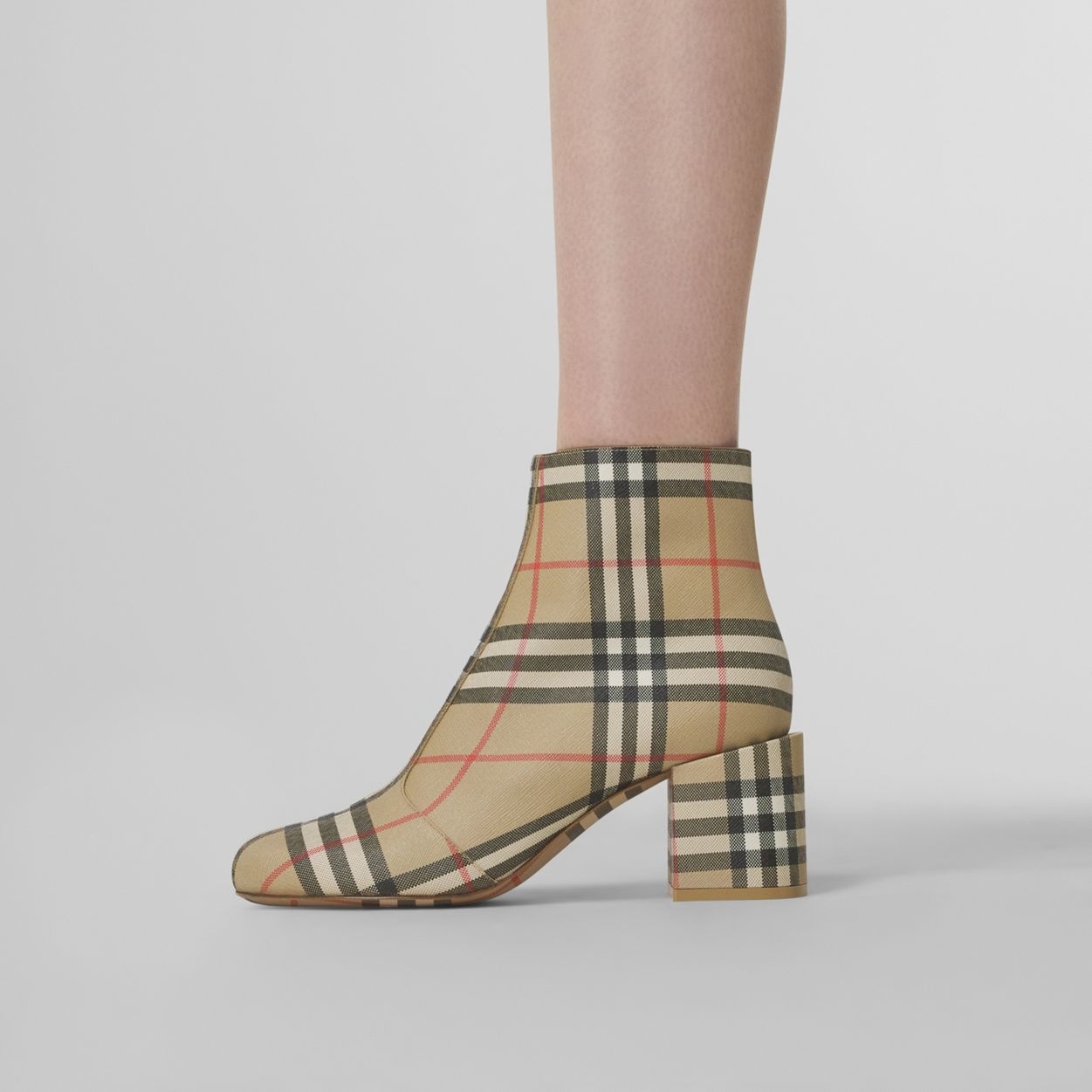 Vintage Check Block-heel Ankle Boots - 3