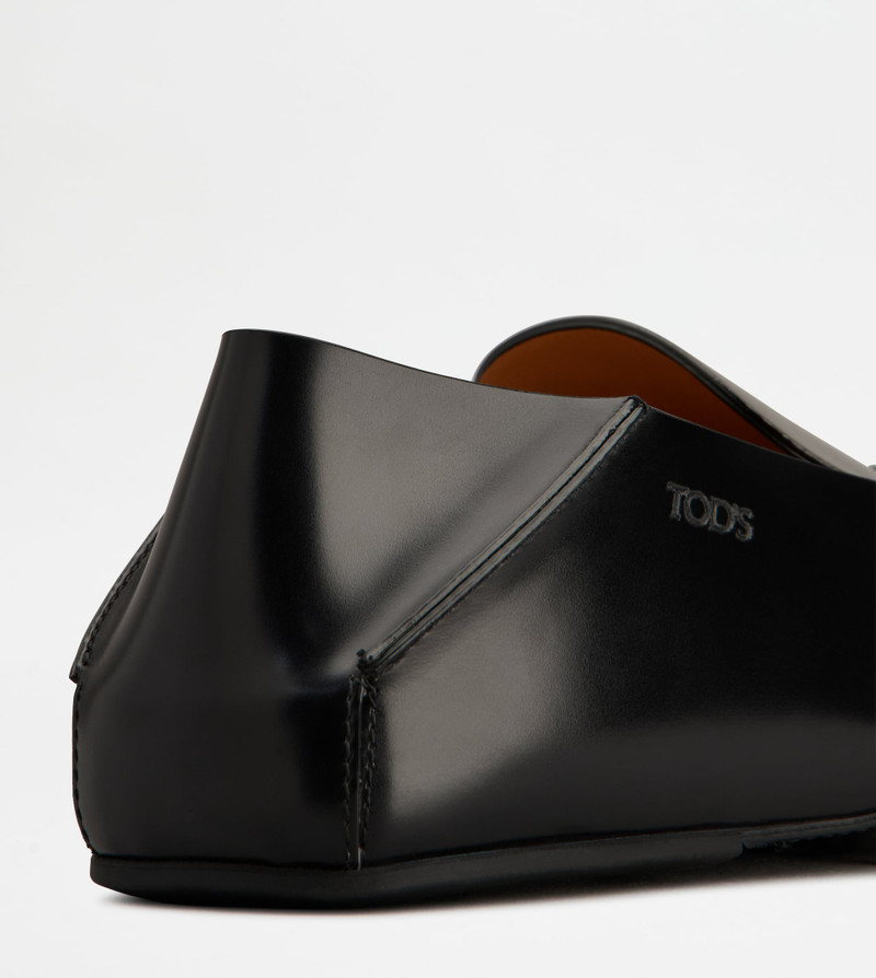 SLIPPER LOAFERS IN LEATHER - BLACK 4