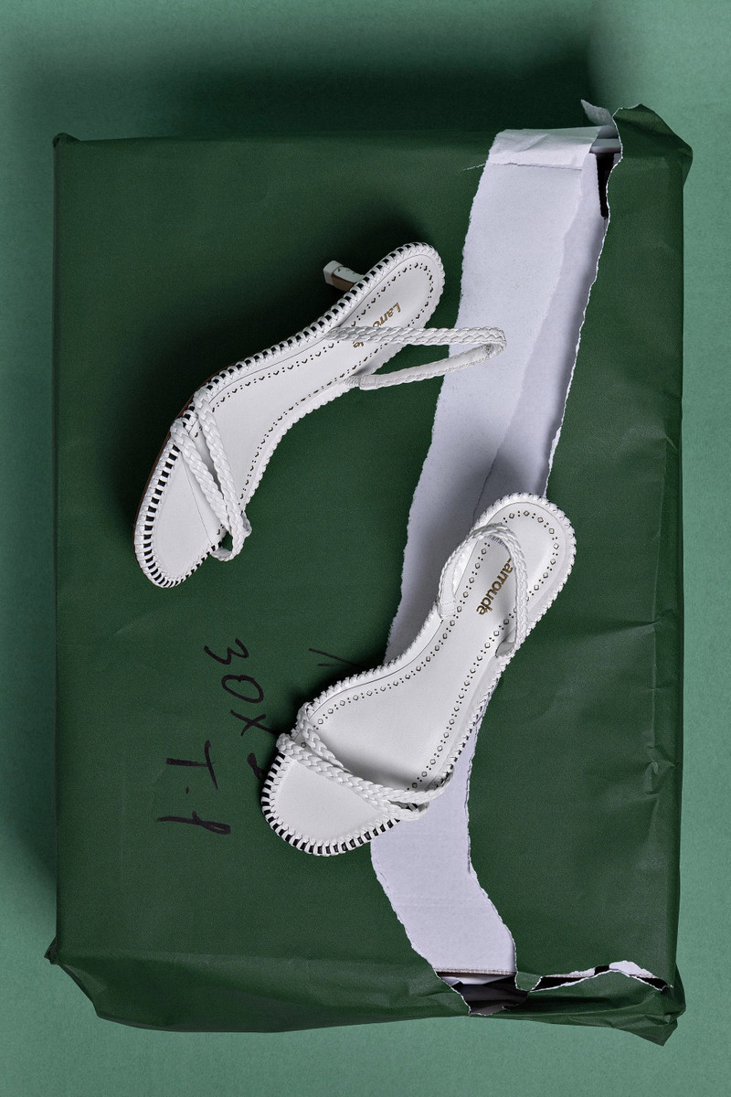 Mini Annie Sandal In White Leather 6