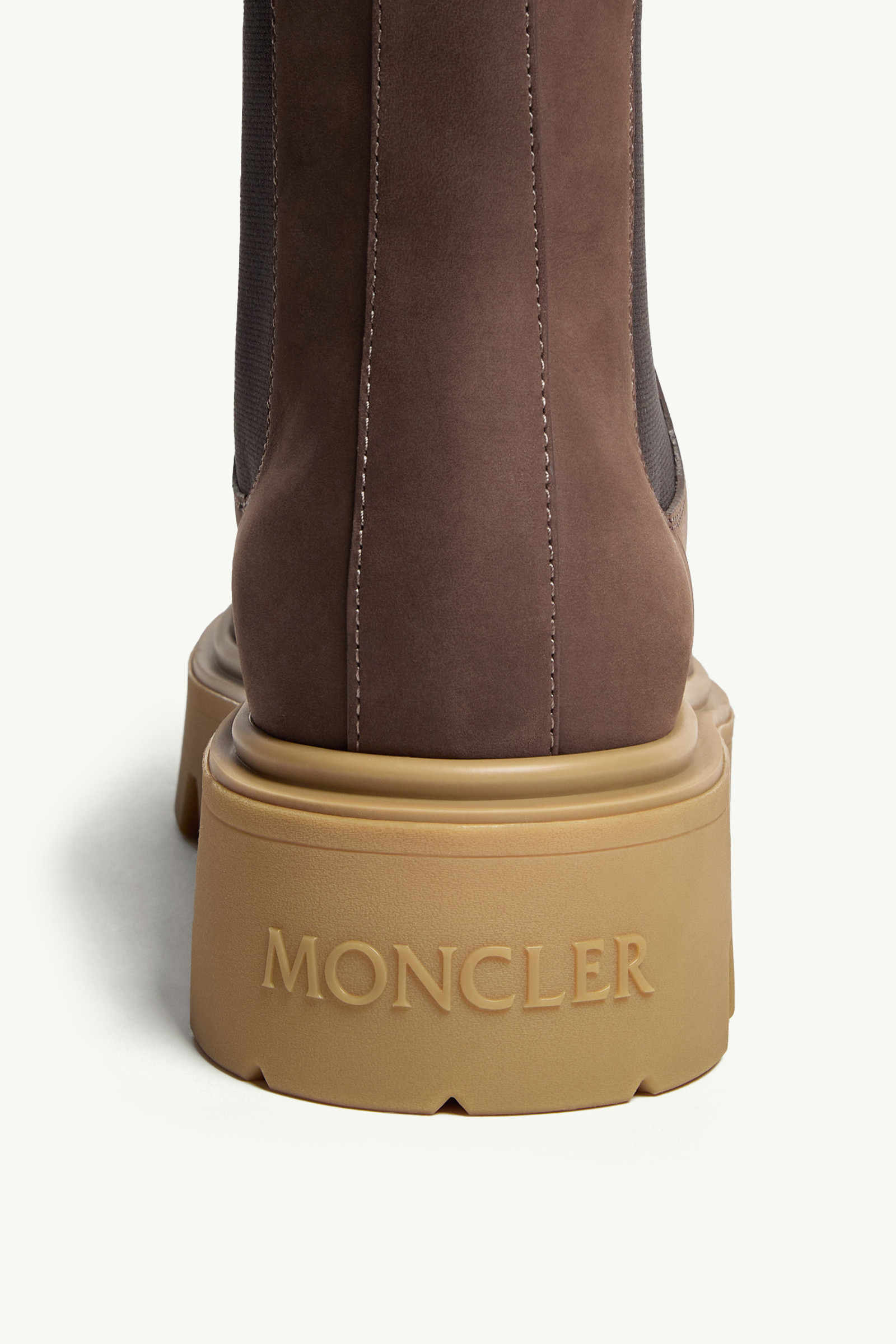 Aurea Nubuck Chelsea Boots - 7