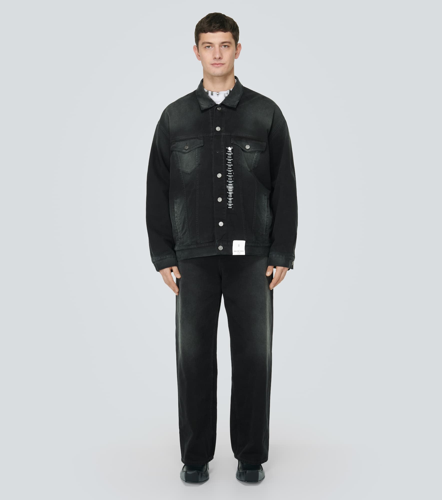 BALENCIAGA Denim Size Sticker Baggy Pants in Black | REVERSIBLE