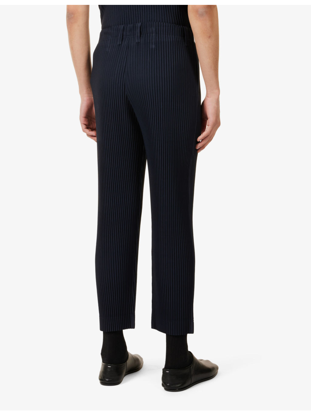 Regular-fit pleated knitted trousers - 4
