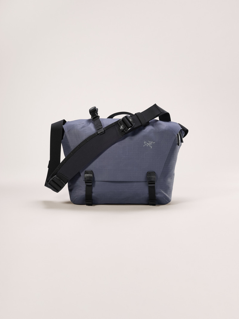 Granville 10 Courier Bag 1