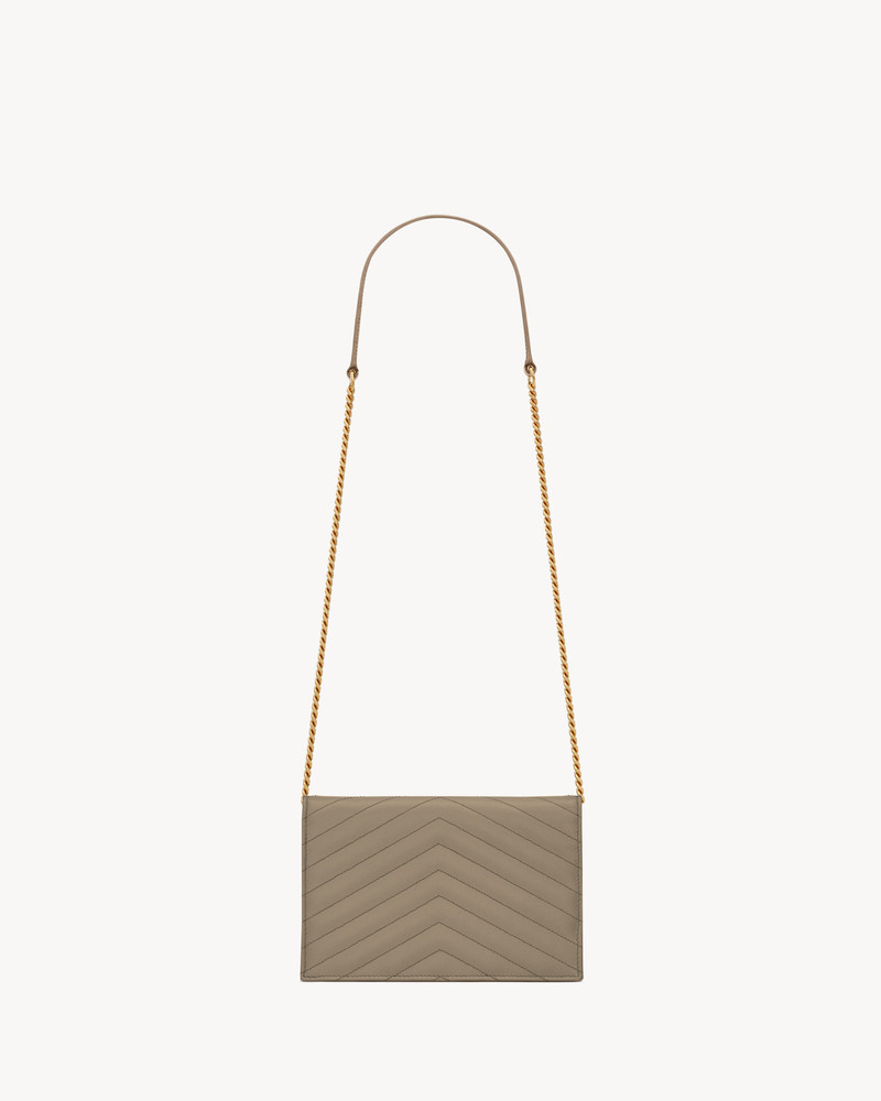 CASSANDRE ENVELOPE CHAIN WALLET IN GRAIN DE POUDRE LEATHER 3