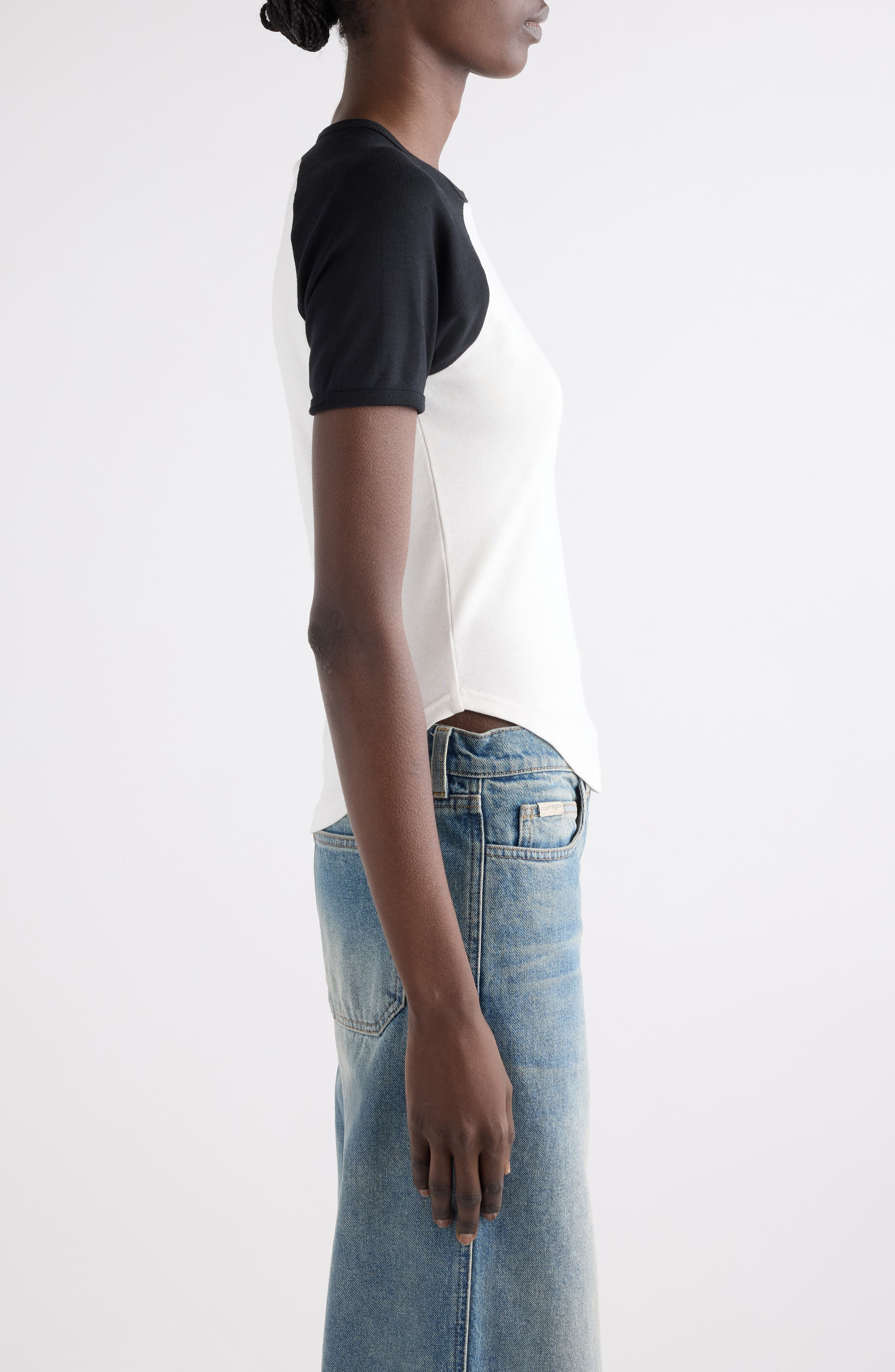 Courrèges Circle Contrast T-Shirt in Heritage White/Black at Nordstrom - 4