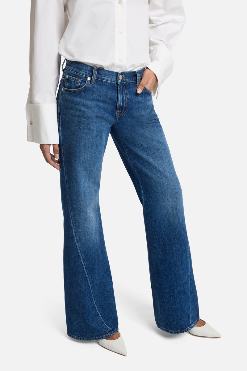 Slim Illusion Twisted Seam Spencer Flare in Mesa 4