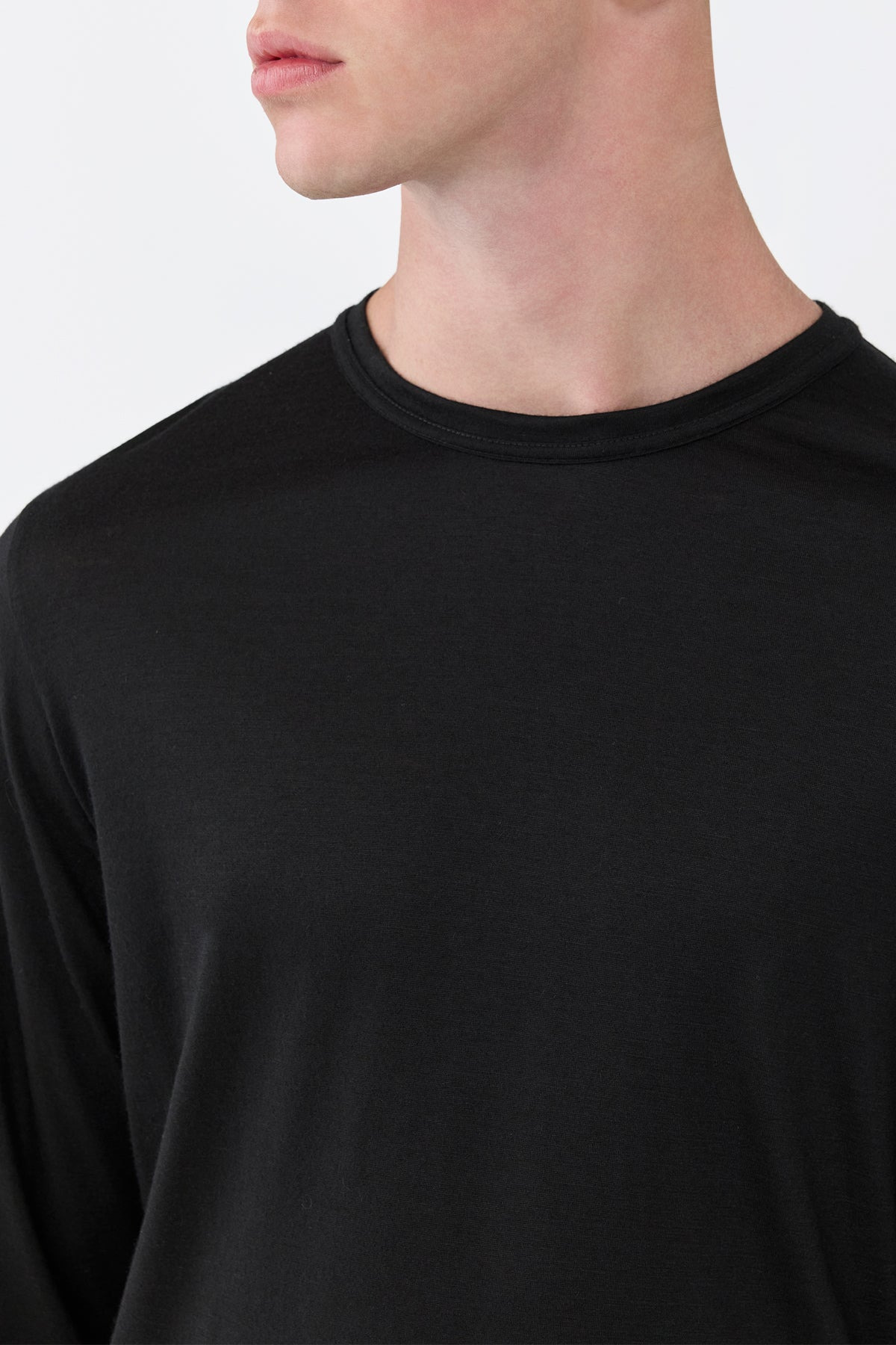 Owen Tee in Black Cashmere - 5