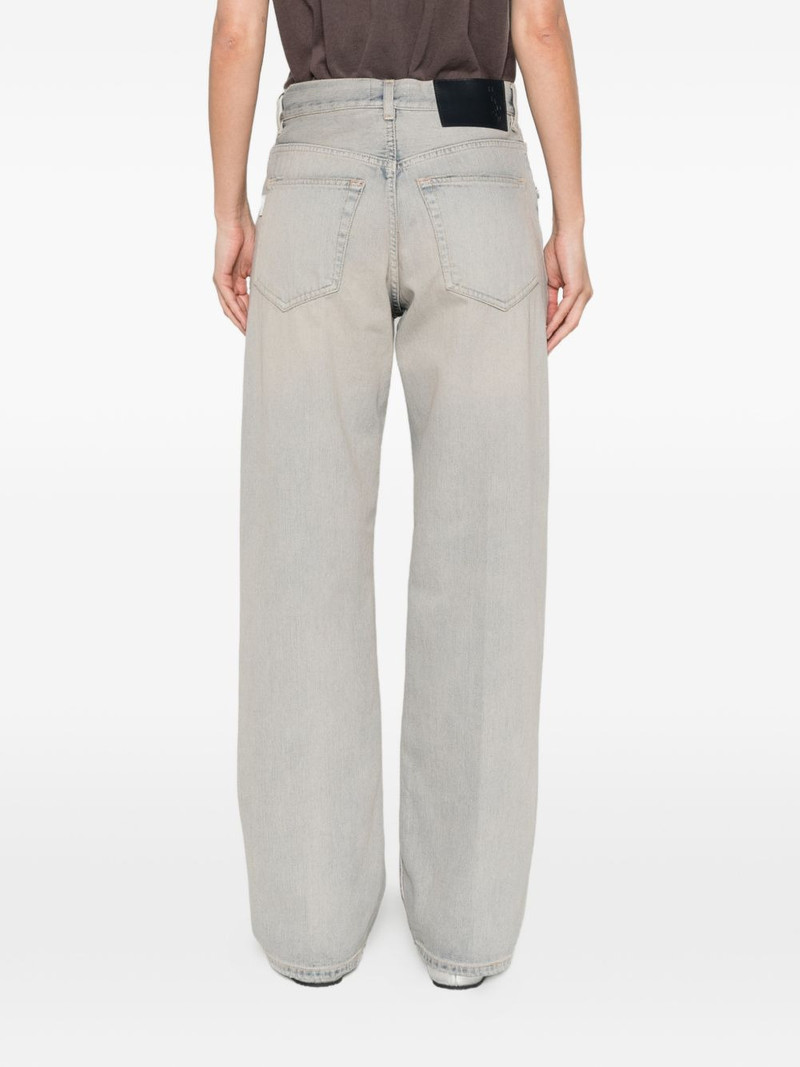 straight jeans 4