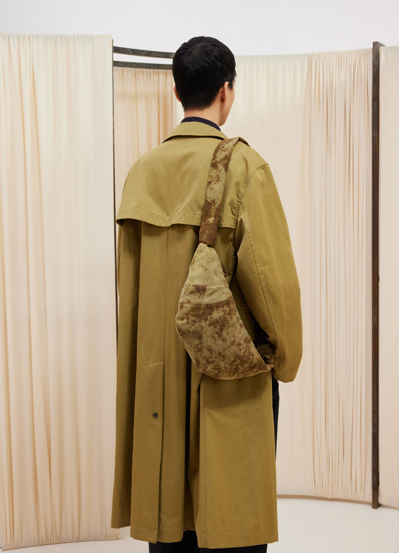 Lemaire MEDIUM CROISSANT BAG outlook