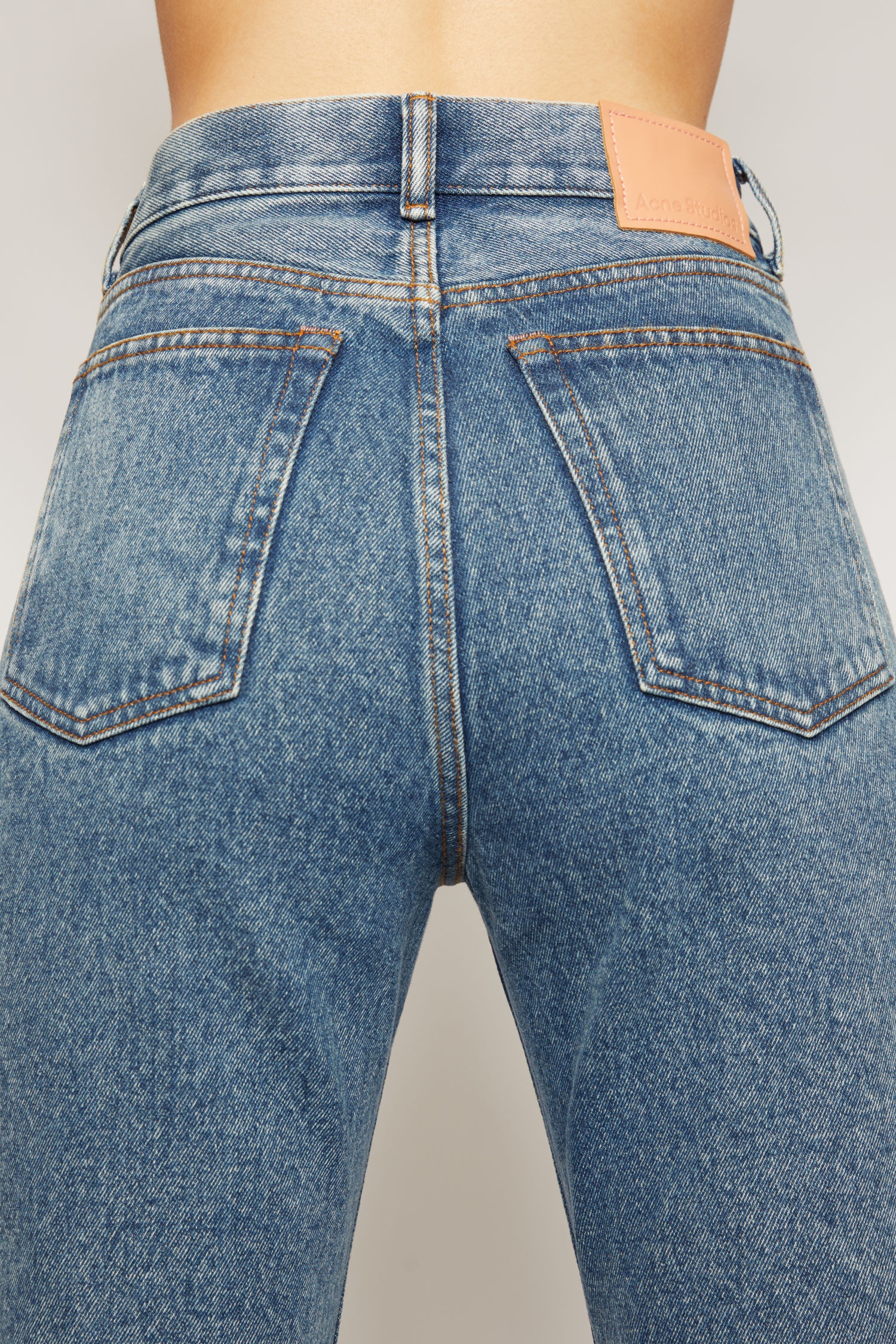 Cropped straight-leg jeans mid blue - 7