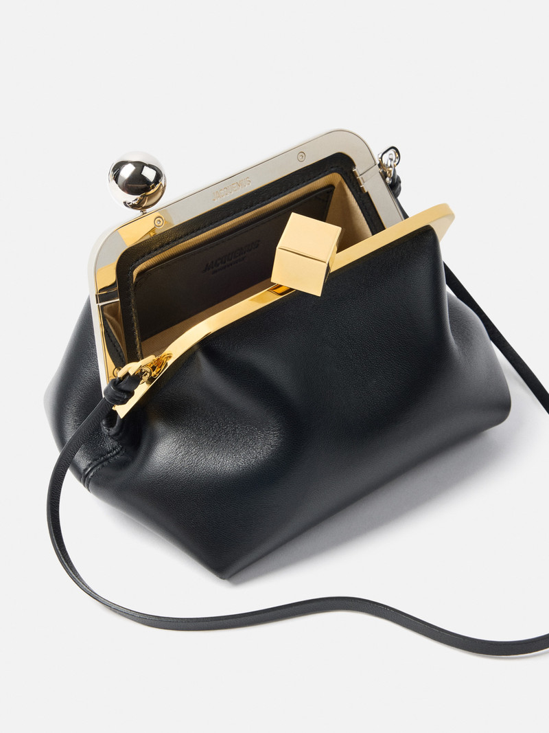 JACQUEMUS The Berlingot outlook