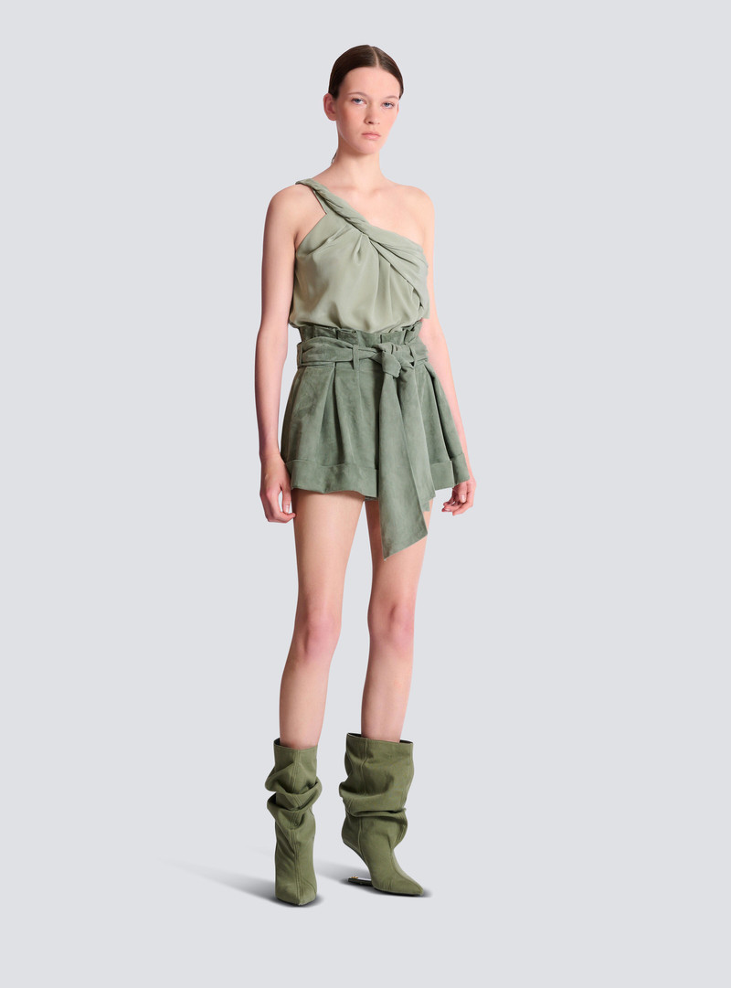 Suede high-waisted shorts 3