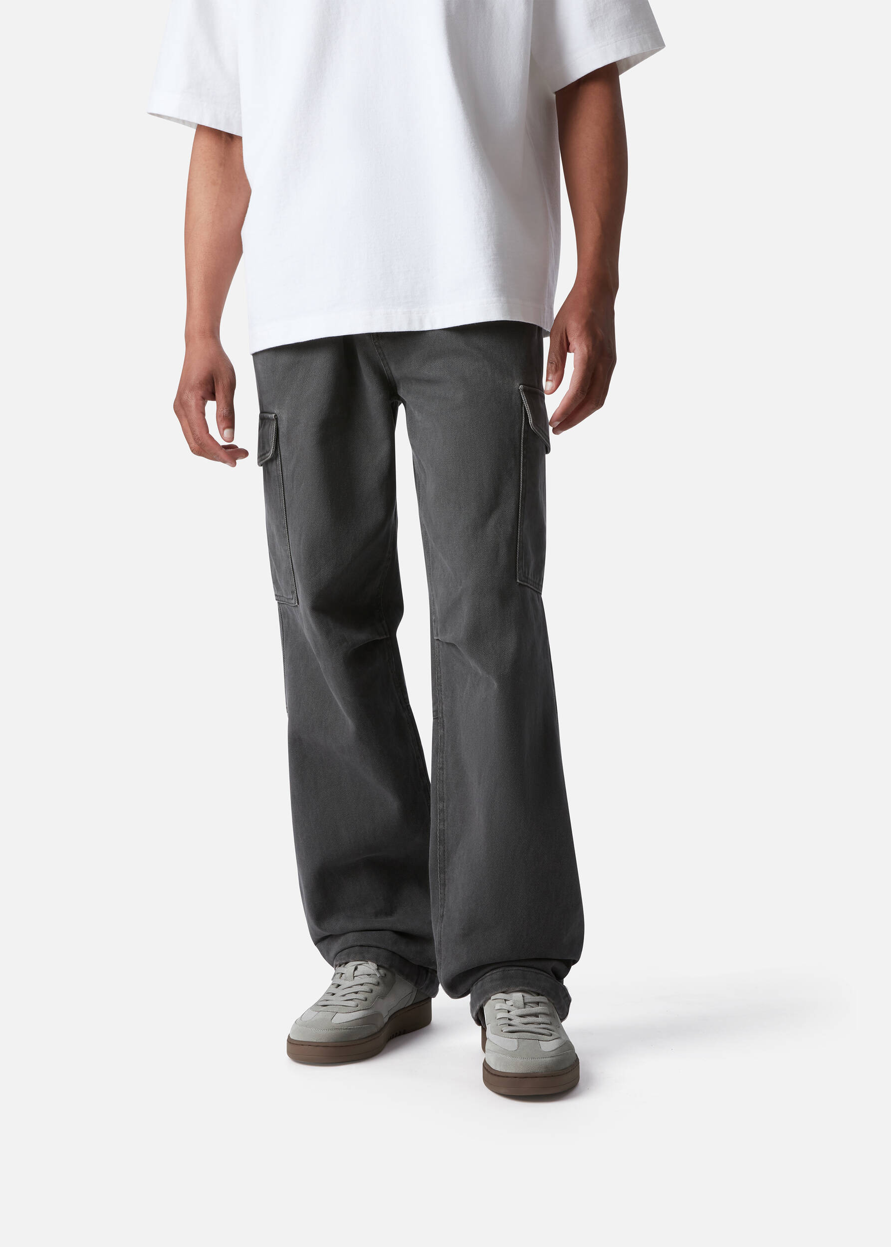 Dice T-Toe Sneaker - 6