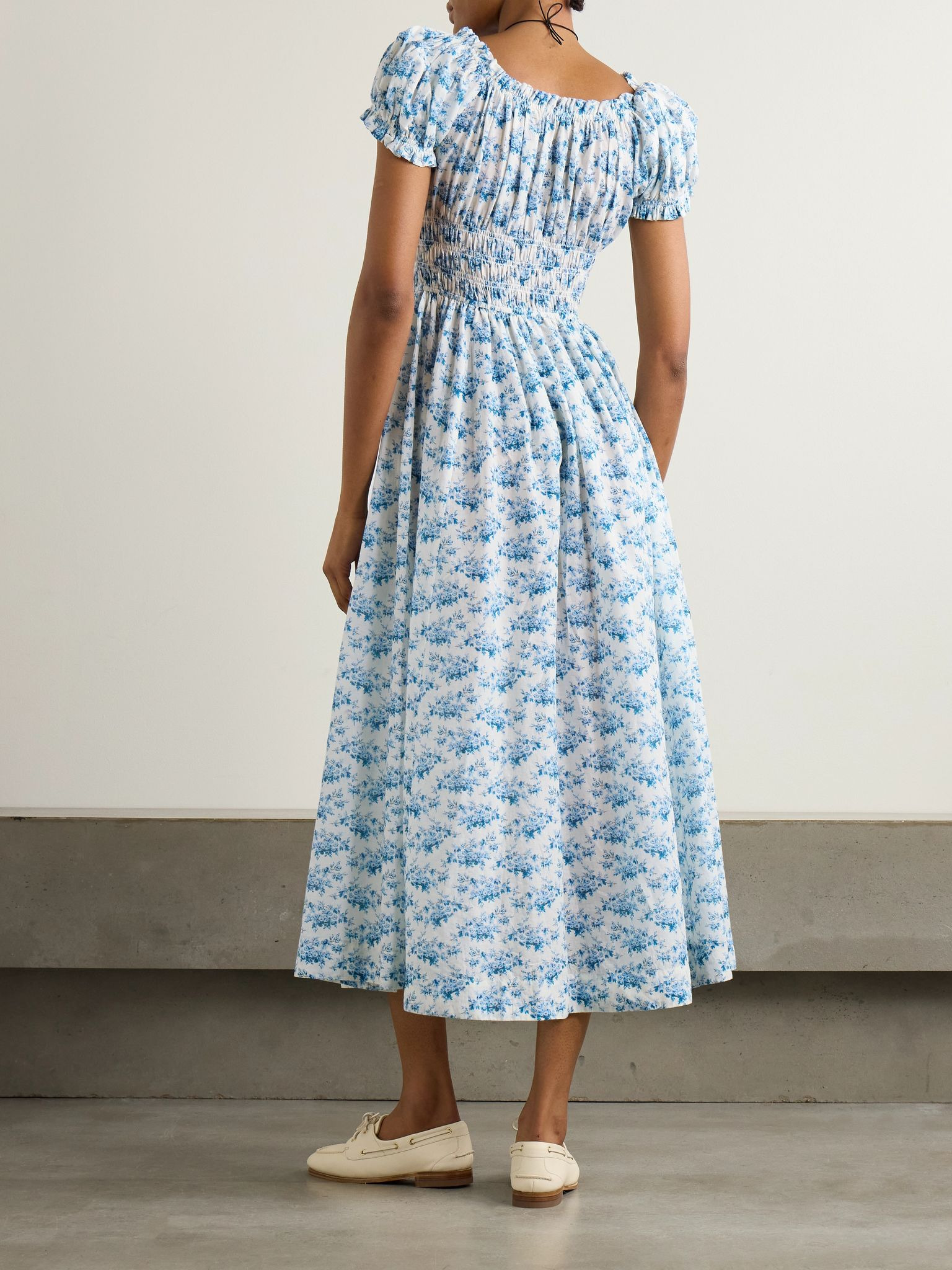 Ashlynn tie-detailed shirred floral-print organic cotton-voile midi dress Blue - 3