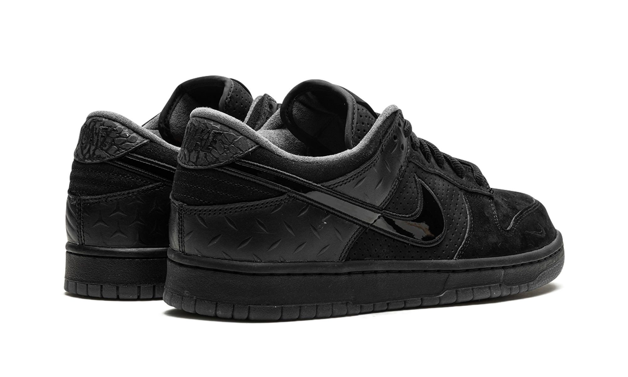 Dunk Low Black "Division Street - What The Duck Alternate" - 3
