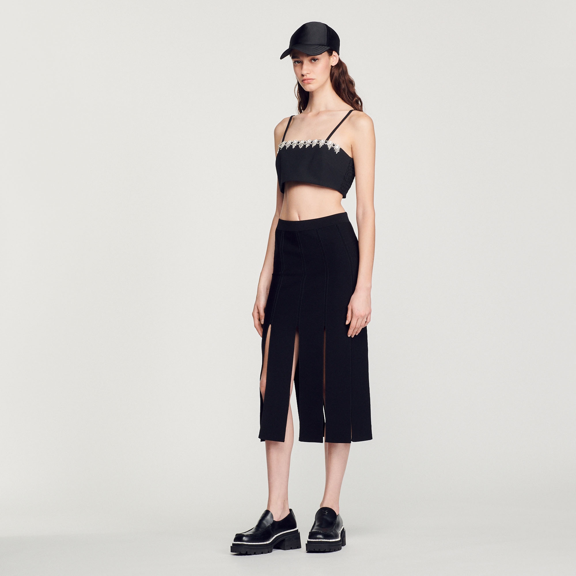 Knitted skirt with wide fringes - 3