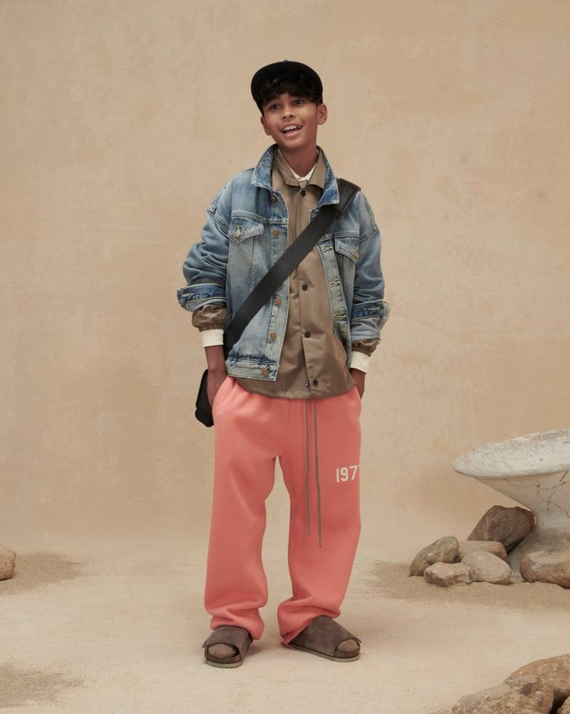 ESSENTIALS Kids Relaxed Sweatpant outlook