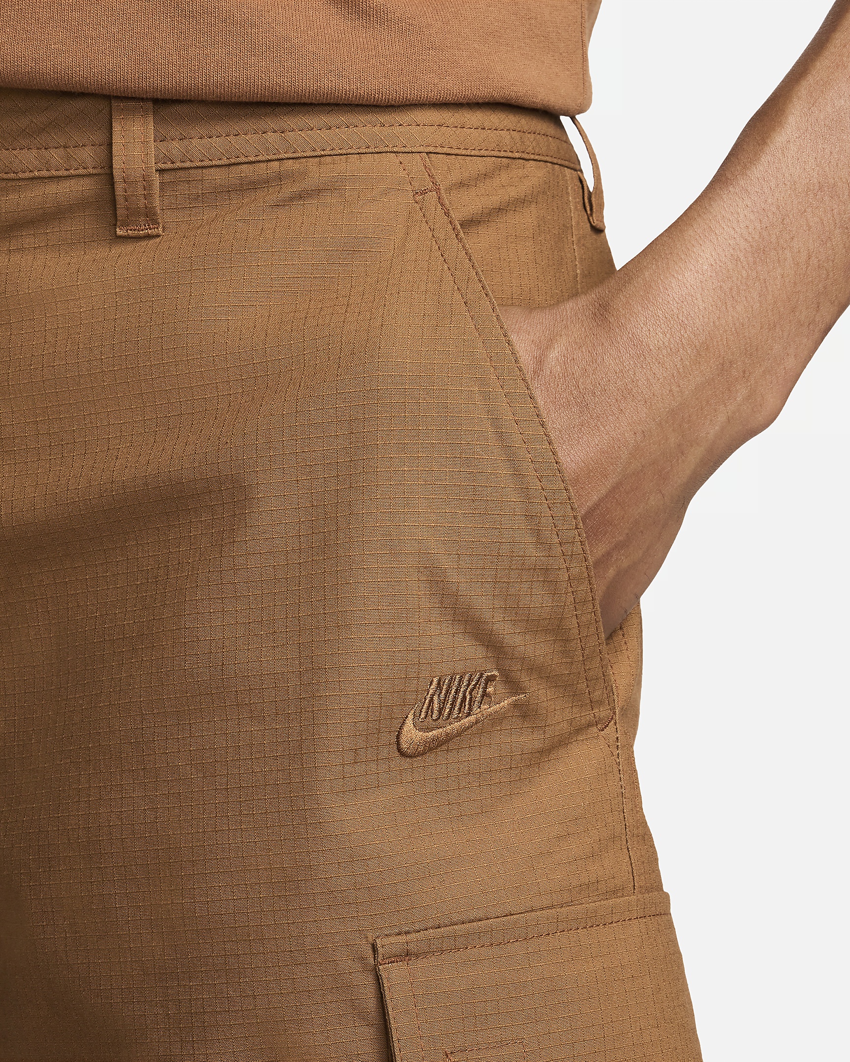 Nike Club Men's Woven Cargo Shorts - 4