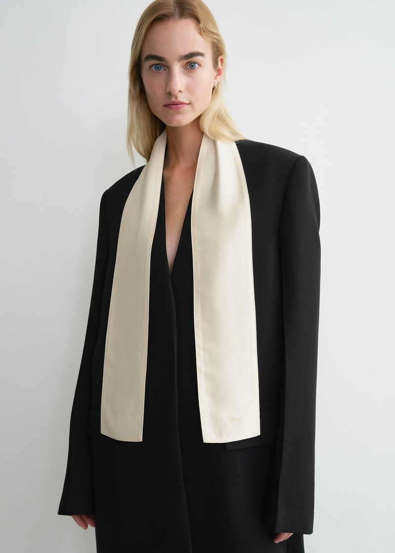 Totême Satin tuxedo scarf macadamia outlook