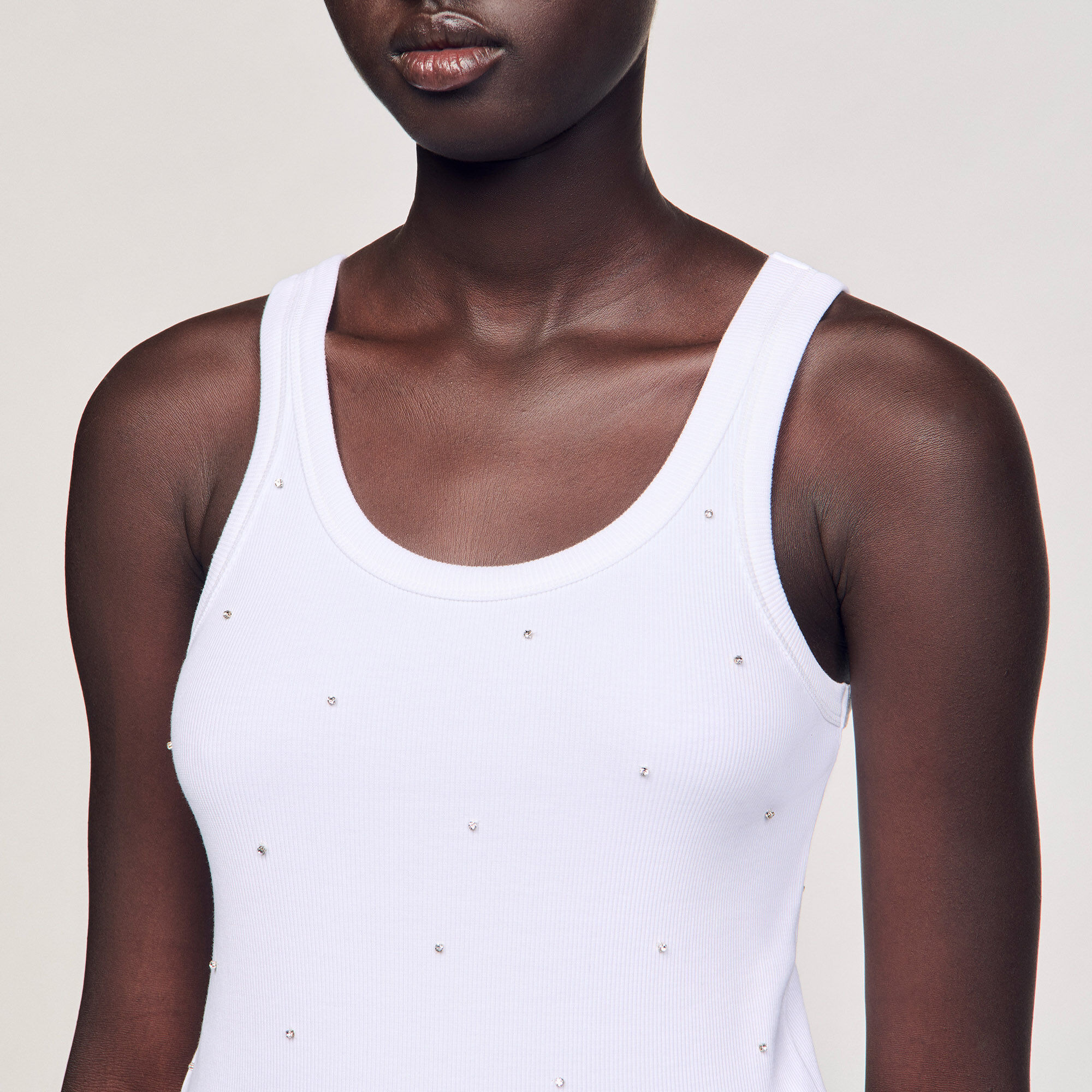 VEST TOP WITH RHINESTONES - 3