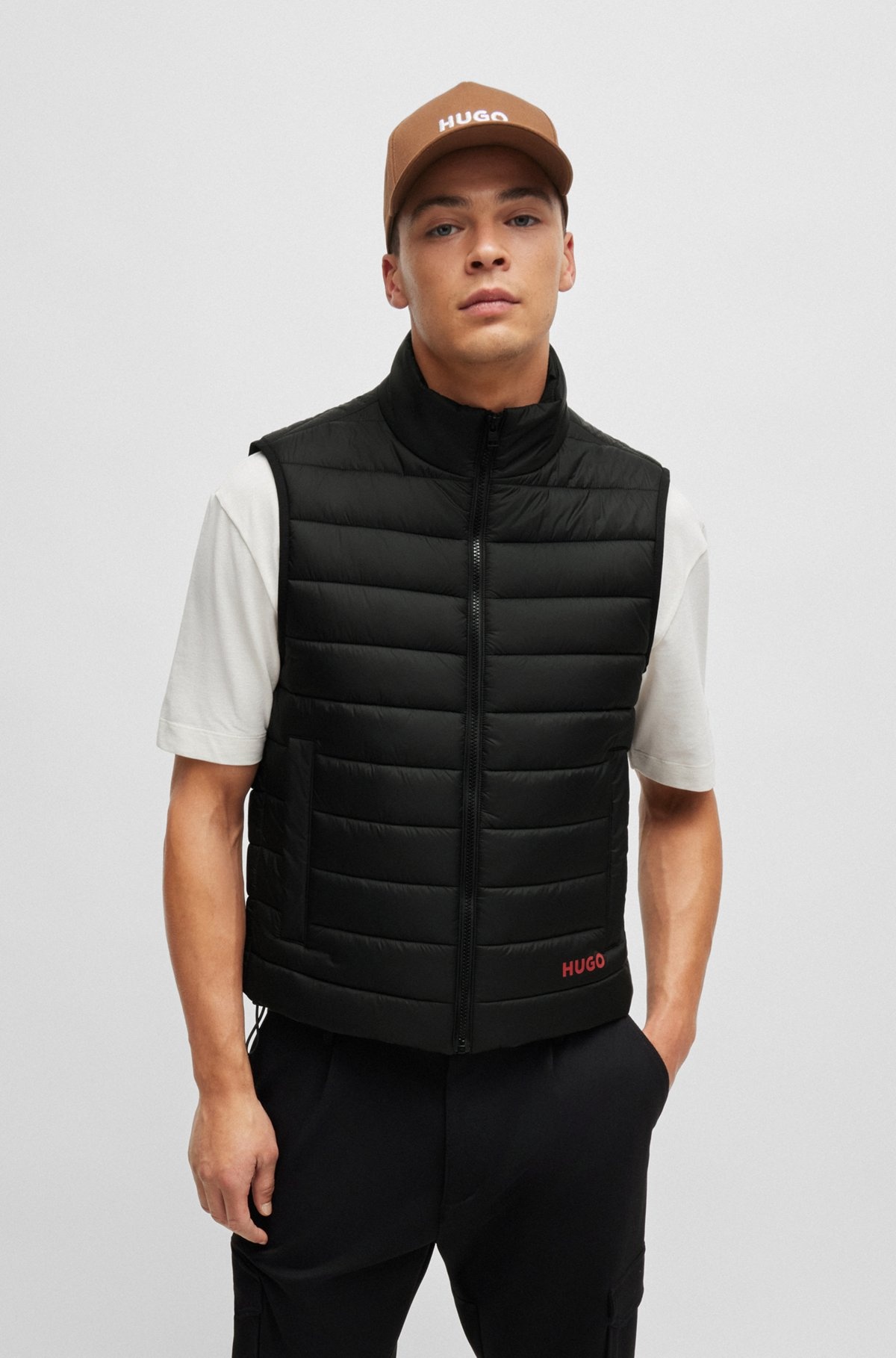 WATER-REPELLENT SLIM-FIT GILET WITH LOGO DETAIL - 2
