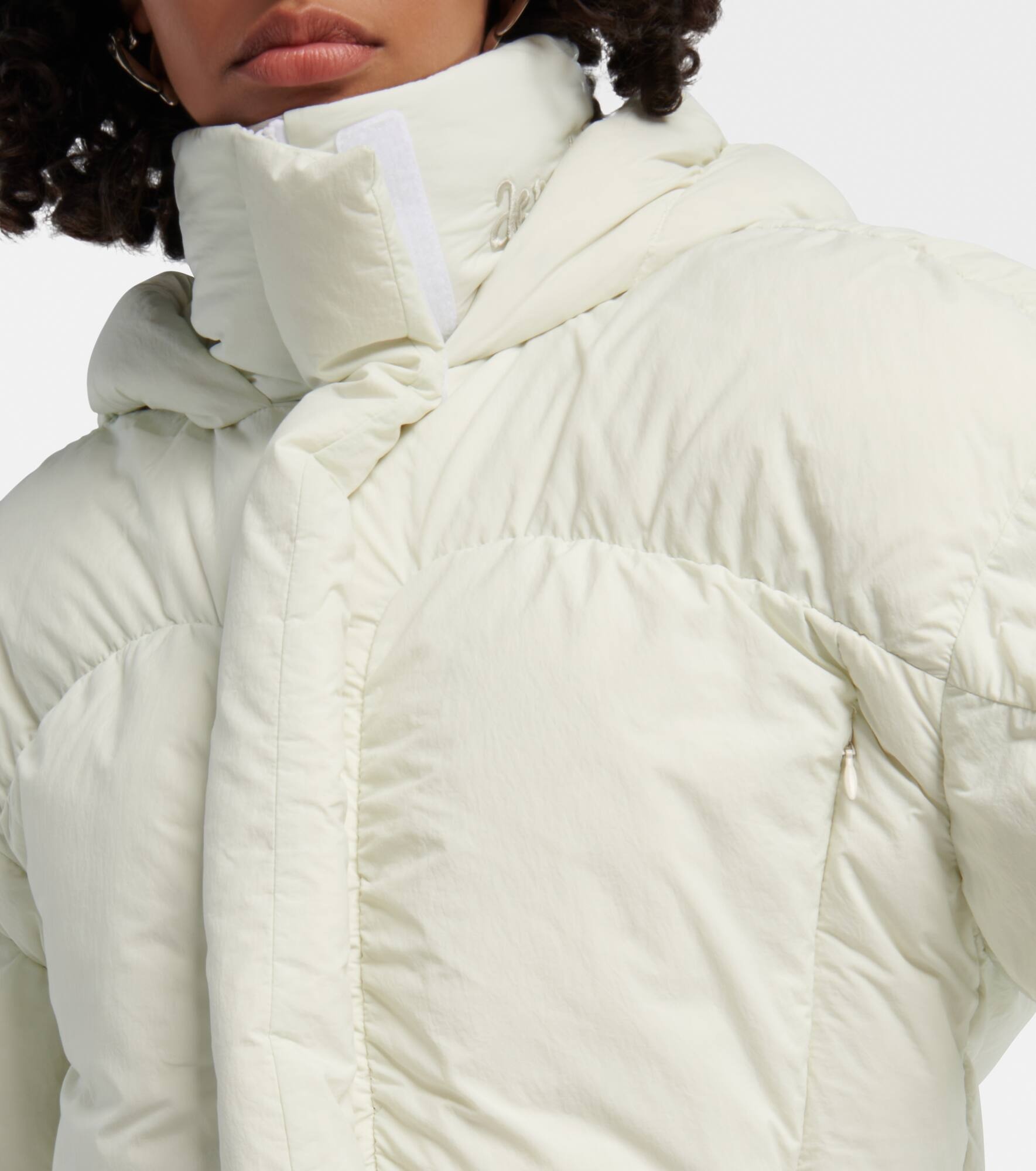 関税送料込み【ACNE STUDIOS】Logo Puffer Jacket in Porcelain Acne Studios Logo puffer jacket | mytheresa | REVERSIBLE