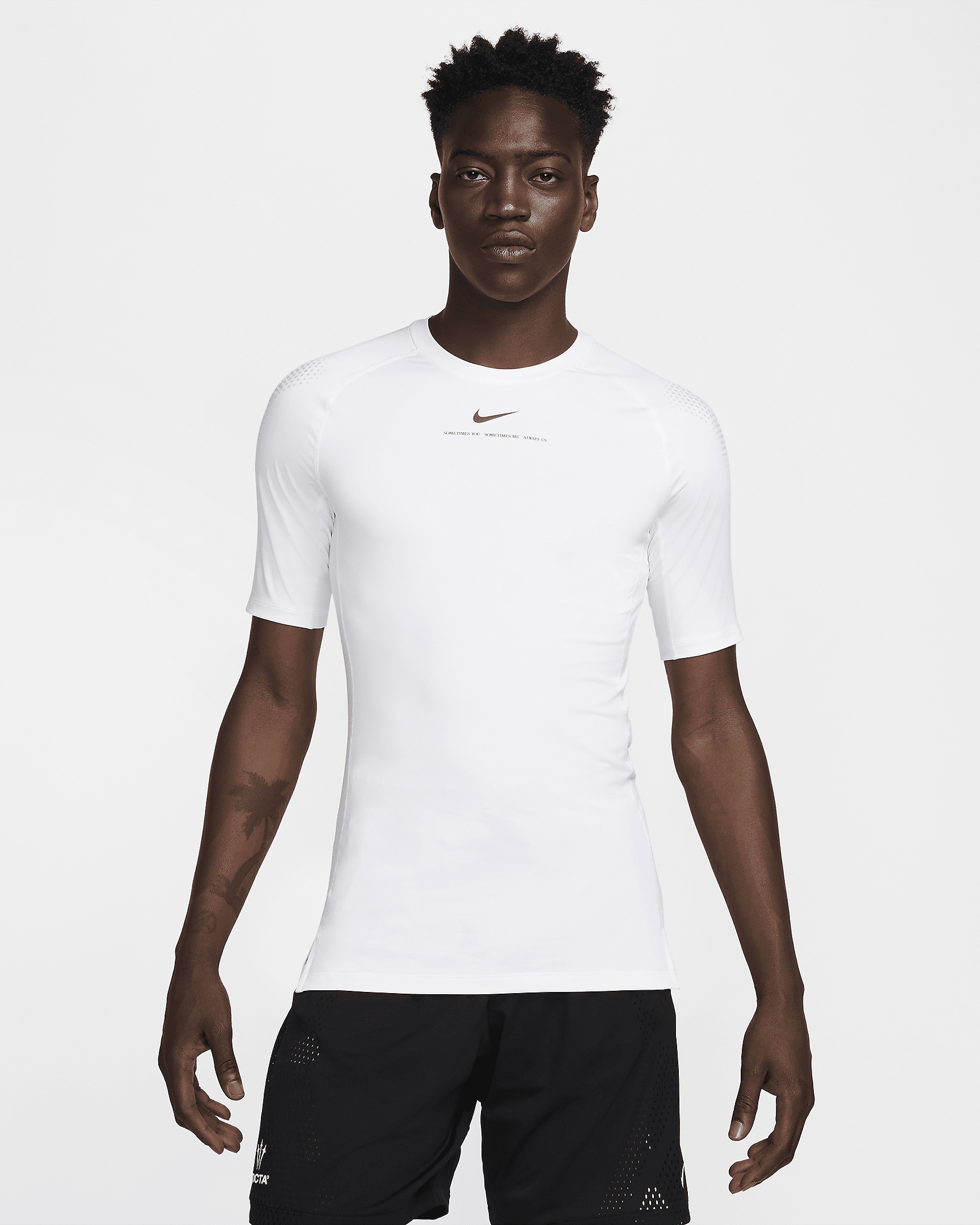【NIKE】ユニセックス◇NOCTA Base Layer Basketball Tシャツ Nike NOCTA Men's Short-Sleeve Base Layer Basketball Top